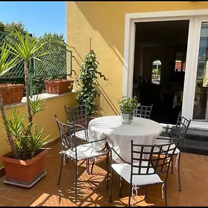 Alojamento de Acomodação e Pequeno-almoço Comfort Astoria Palace