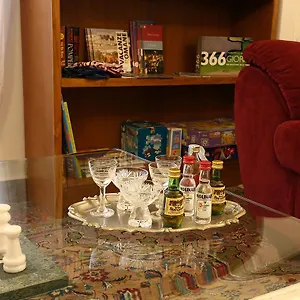 Houspitality Caesar *** Ρώμη